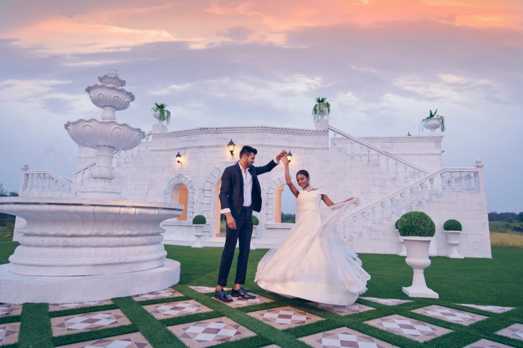 royal palace pre wedding shoot location near Mumbai