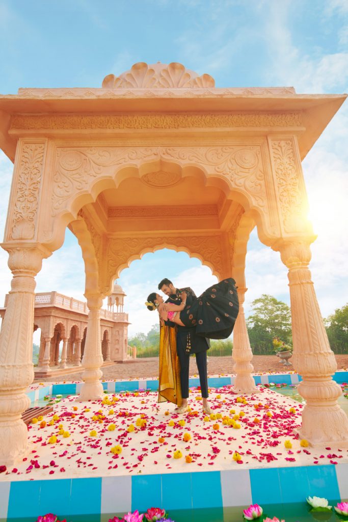 riverside pre wedding shoot location near Mumbai