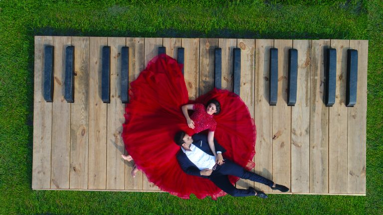 piano pre wedding shoot set near Mumbai